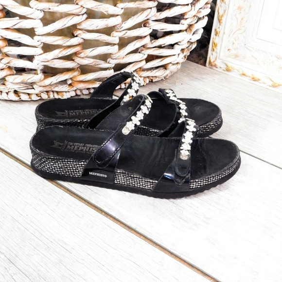 Mephisto Shoes - NWOT-MEPHISTO WMNS 38 BLK LTHR 2 STRAP GEM SANDALS
